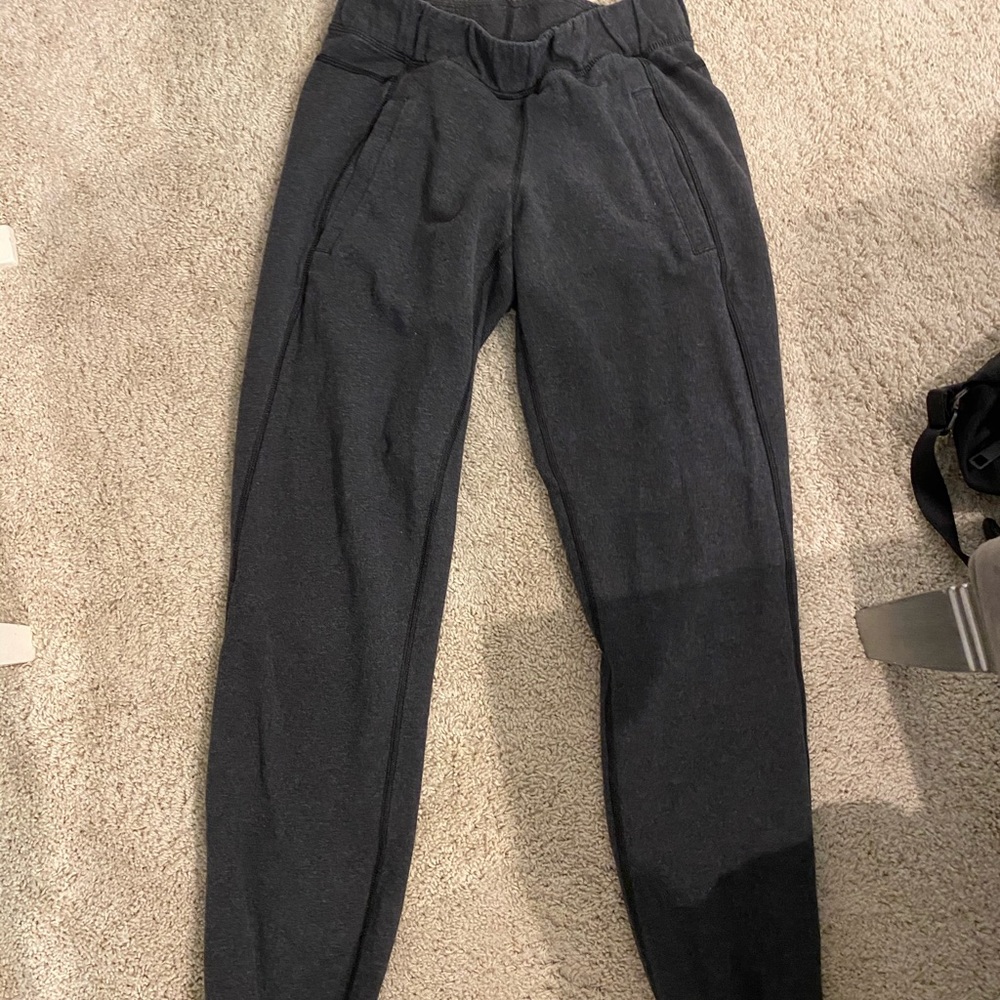 lululemon sweatpants with cuffed bottoms